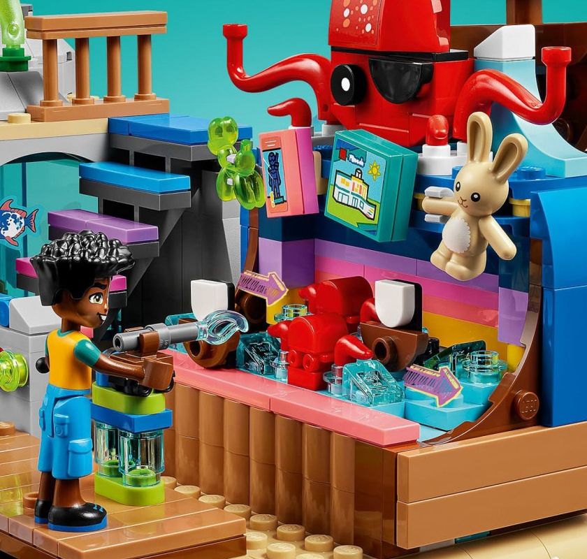 LEGO Friends Представляє: Пляжний Парк Розваг - Новий Рівень Веселощів на Пляжі!