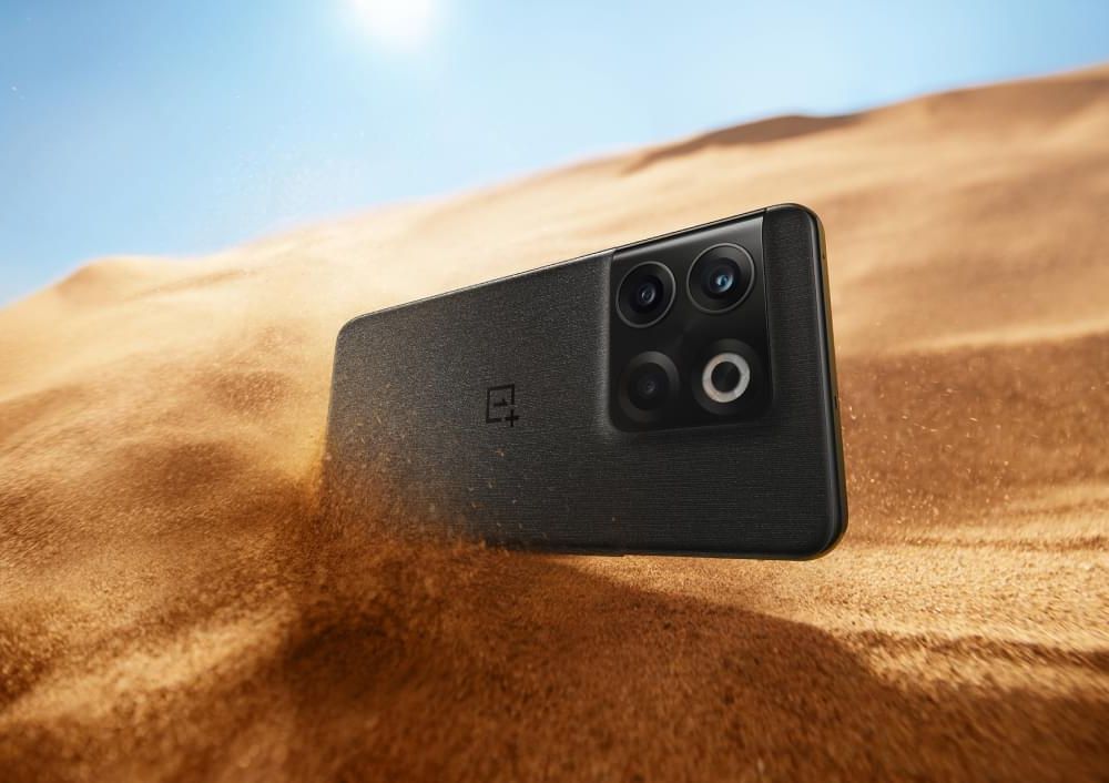 Місячний чорний