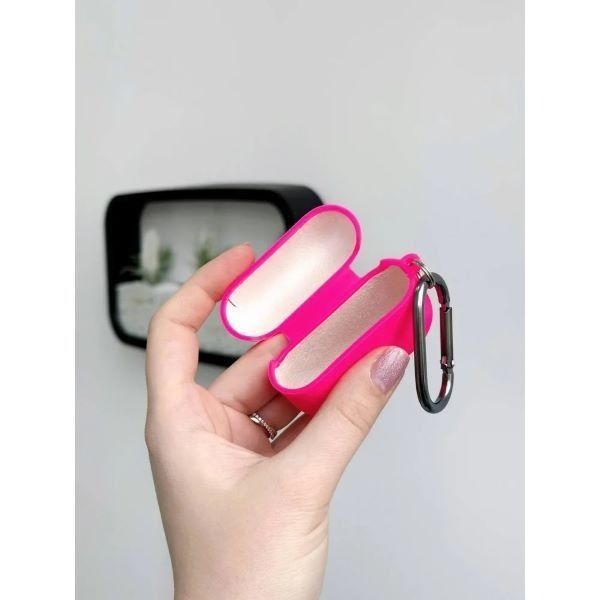 Чохол AirPods 4 Case (з мікрофіброю та карабіном), Matcha Green