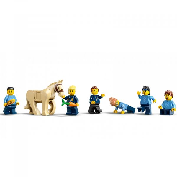 Блоковий конструктор LEGO City Поліцейська академія (60372)