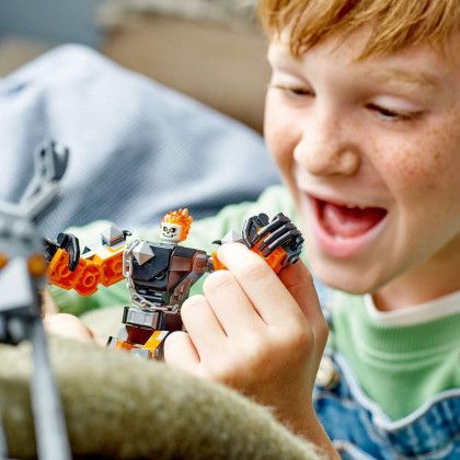 Блоковий конструктор LEGO Super Heroes Примарний Всадник: робот та мотоцикл (76245)