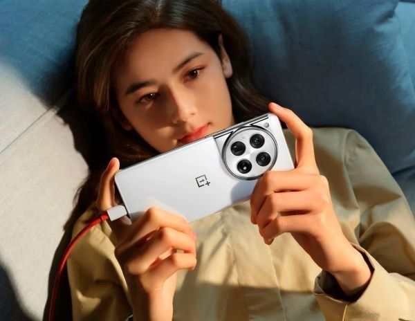 Смартфон OnePlus 12 24/1TB Silky Black