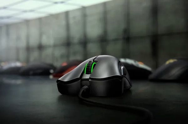 Миша Razer DeathAdder Essential White (RZ01-03850200-R3M1)