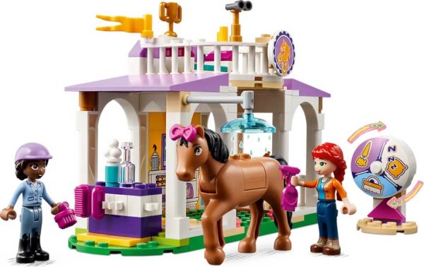 Блоковий конструктор LEGO Friends Тренування коня (41746)