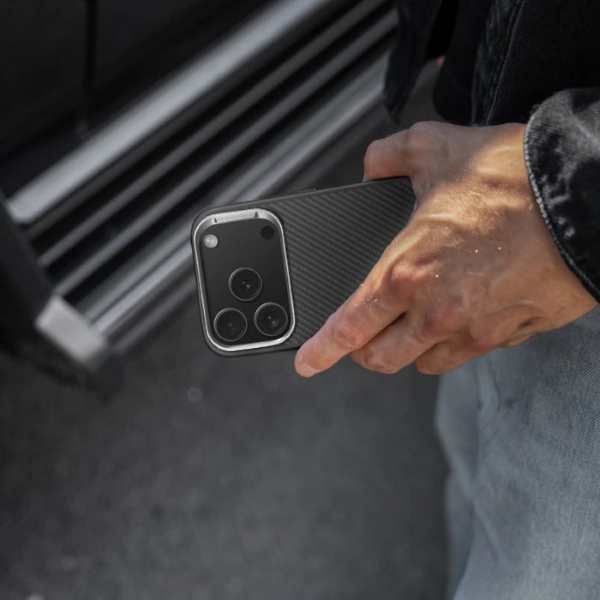 Чохол CASE LAB Carbon Case for Apple for iPhone 17 Pro Max with MagSafe (black)