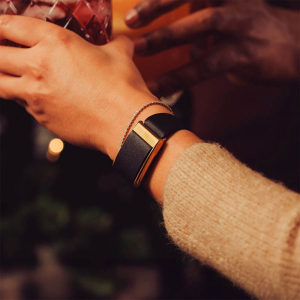 Ремінець WHOOP LeatherLuxe Tapered Band |  Black with Gold - Size S (810114364864)